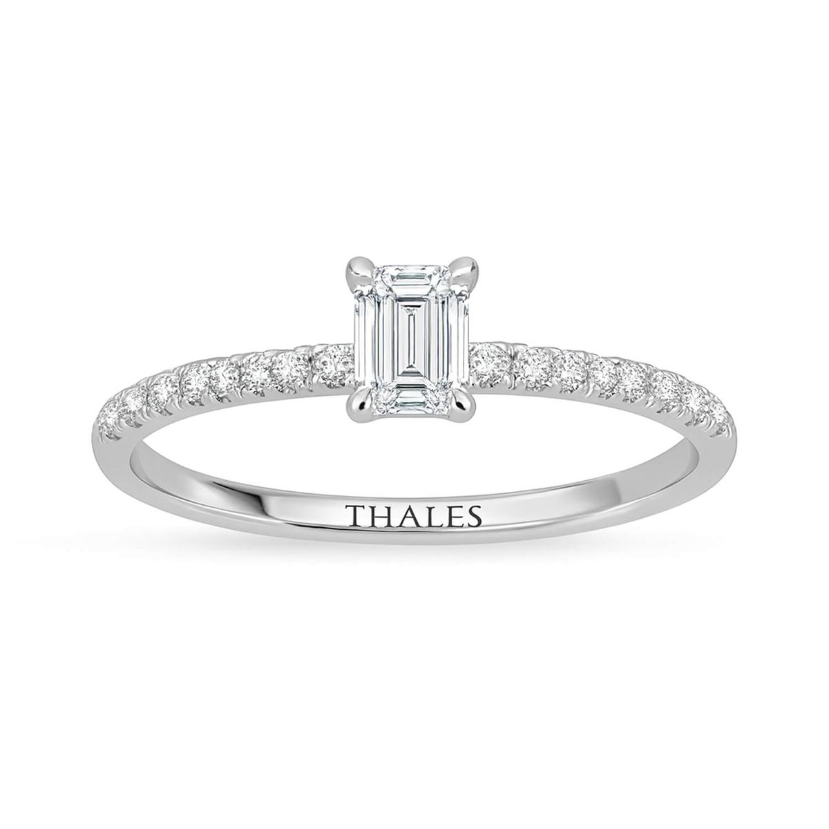 Emerald (Zümrüt) Kesim Işığı Nasıl Dağıtır?