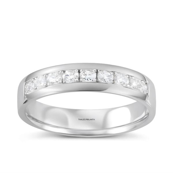 0,45 Karat Pırlanta Nişan Yüzüğü Neden Öne Çıkar?