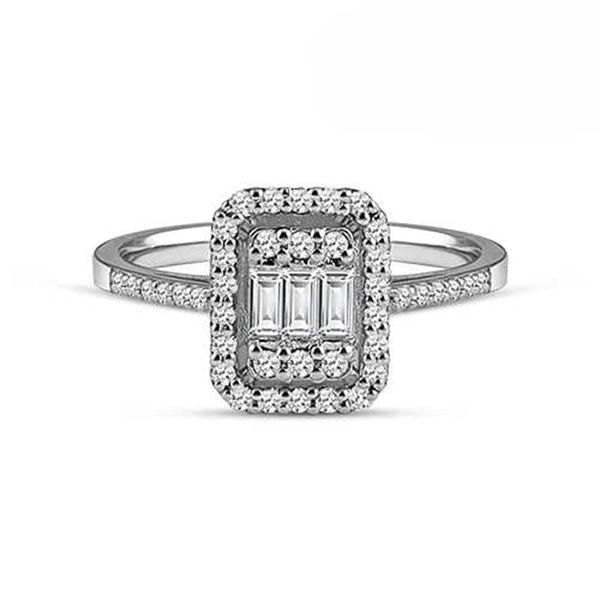 Baget Kesim Pırlanta Yüzüklerde Parmak Kalınlığı Etkili Mi?