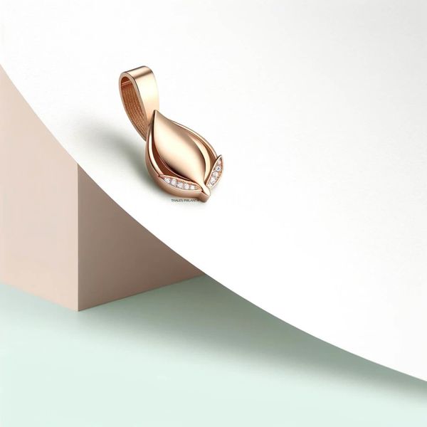 Gleam Lotus Kolye İsminin Sembolik Anlamı Nedir?