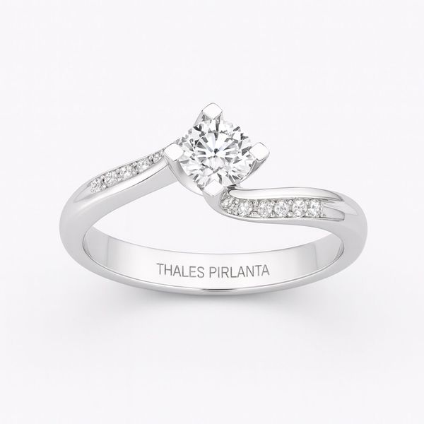 Kolu Taşlı Tektaş Pırlanta Yüzük Nedir?