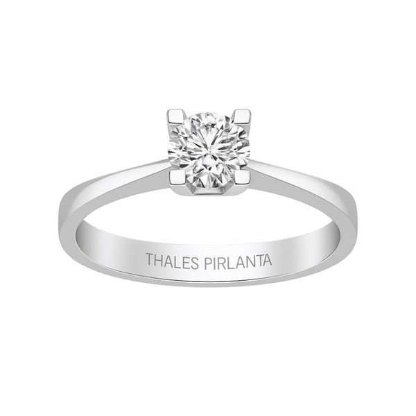 D Renk GIA Tektaş Pırlanta Yüzük Özel Midir?