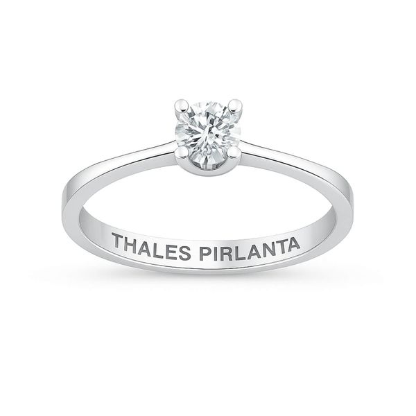 E Renk Tektaş Pırlanta Işığı İyi Yansıtır Mı?