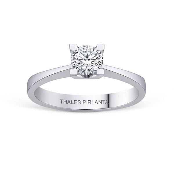 GIA Tektaş Pırlanta Yüzük Almanın Artıları Neler?