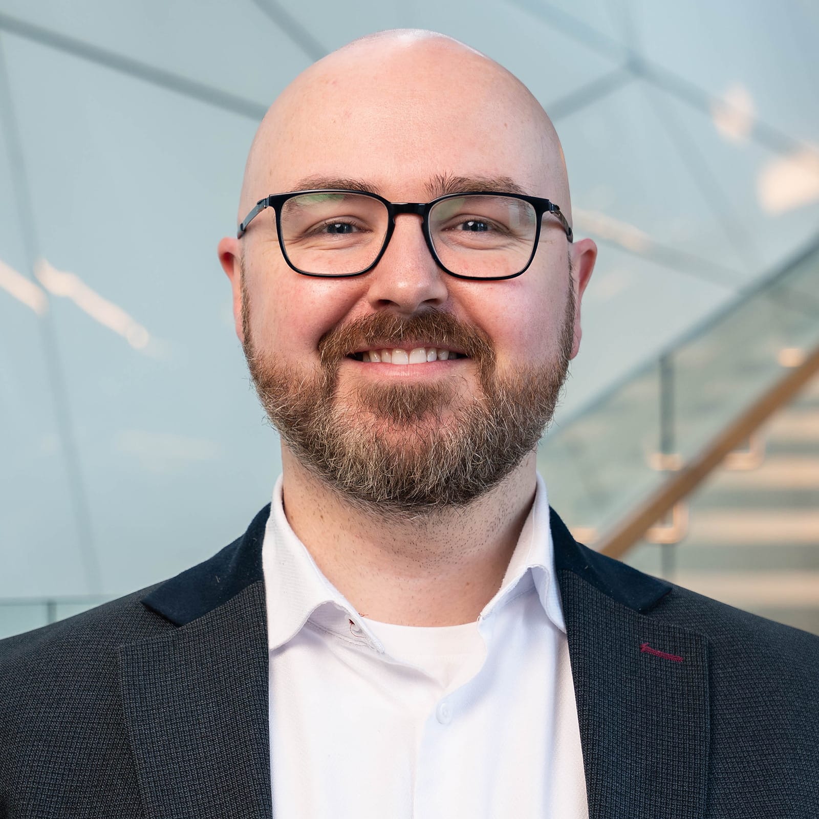 Portrait of Dr Shane McLoughlin
