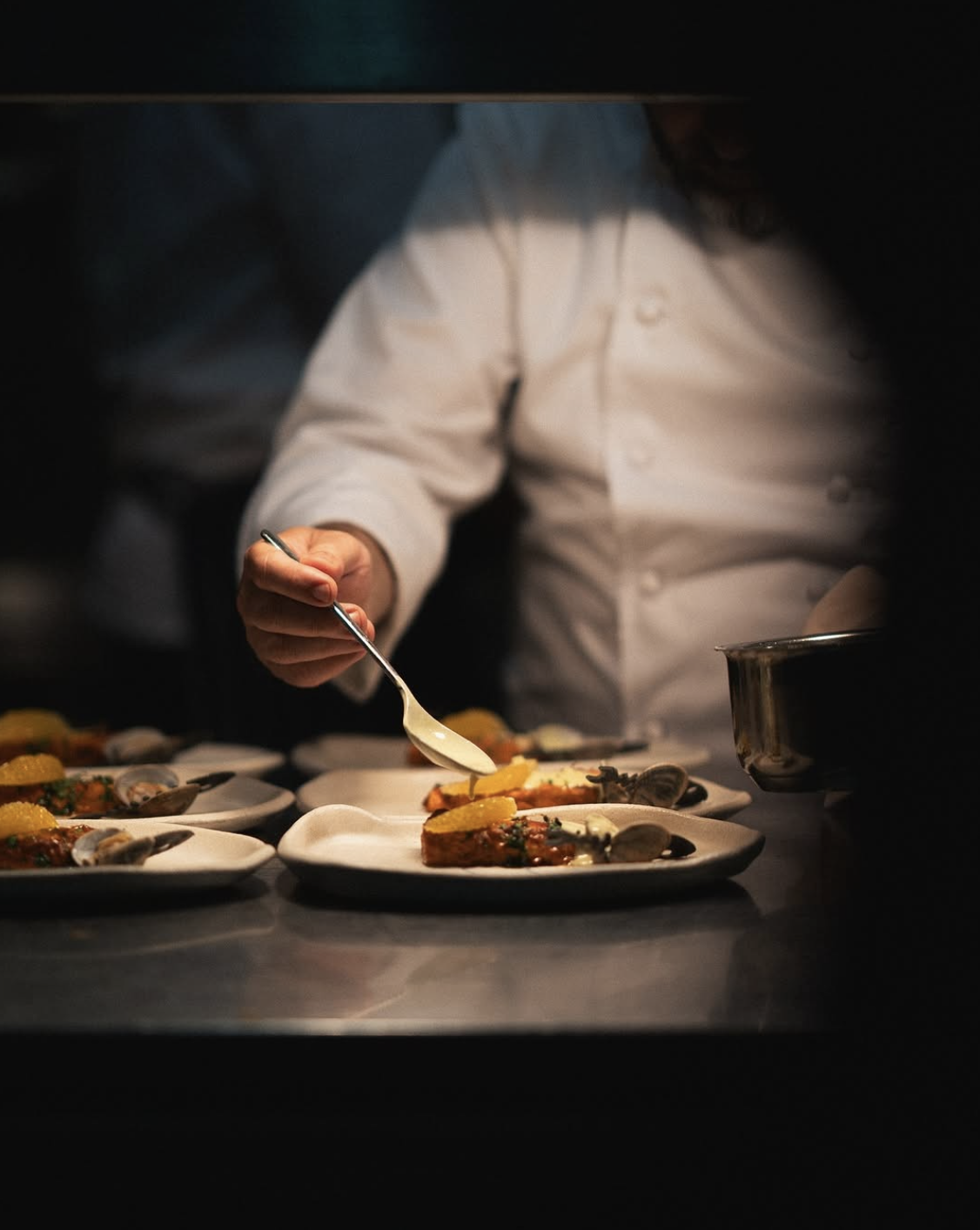 Visual: "A la carte experience"