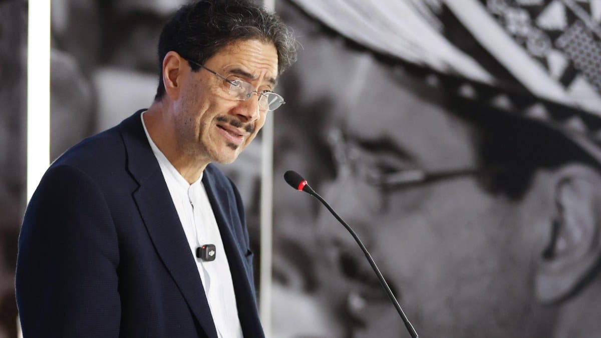 Iván Cepeda, al abandono de la trinchera.