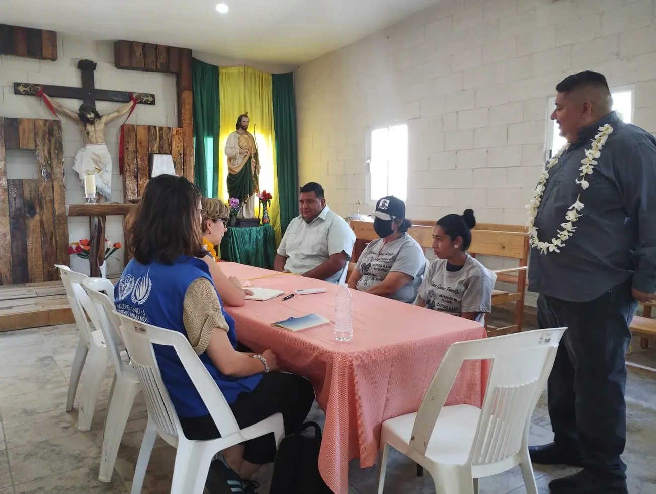 Se reúne madre de Yanqui Kothan con delegación enviada de la ONU en Chilpancingo
