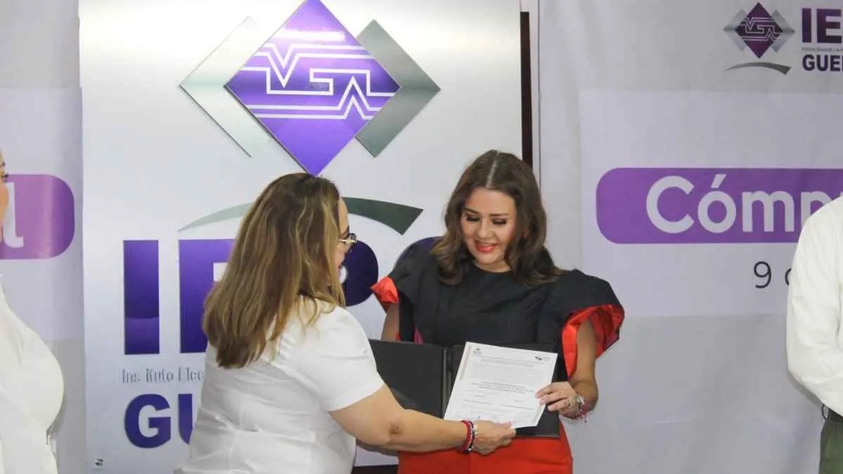 Recibe Erika Lührs constancia de mayoría como diputada electa en Guerrero