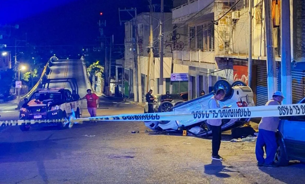Muere un hombre en fatal accidente automovilístico en la Constituyentes de Acapulco