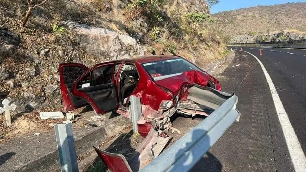 Accidente en la Autopista del Sol deja una mujer fallecida