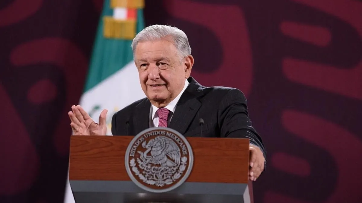 Cena con gobernadores y presidenta electa, lo desveló un poco, dice AMLO