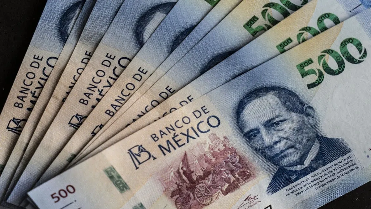 Peso recupera algunos centavos; abre en 18.60 en mercados internacionales