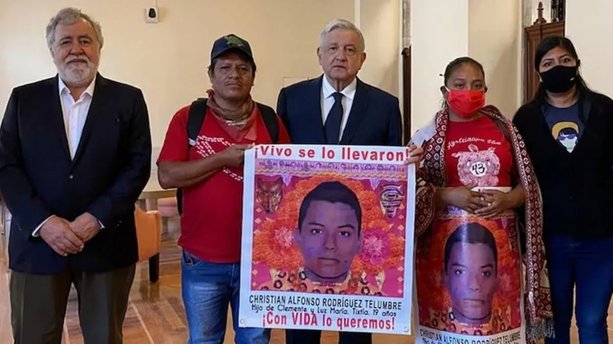 AMLO entregará informe a madres y padres Ayotzinapa con anexos que sustentan cada respuesta
