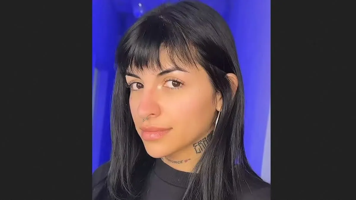 Cazzu reaparece en redes con nuevas pestañas y un nuevo tatuaje en la espalda