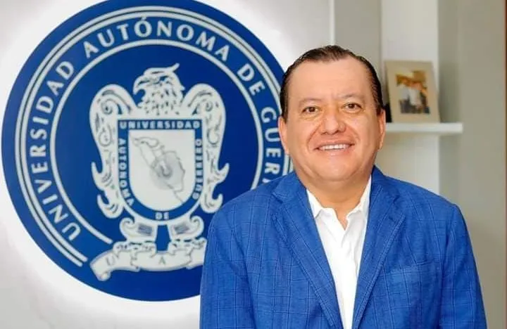 Rector de la UAGro se contagia por séptima vez de Covid; "todo está bien", dice