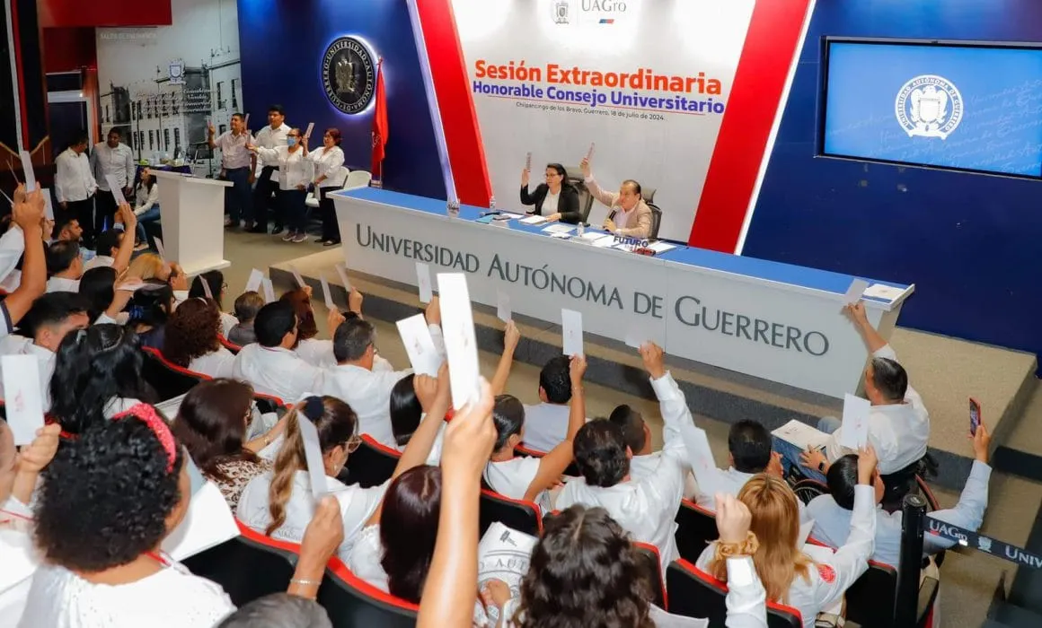 Aprueba el Consejo Universitario reconocer como preparatorias de la UAGro a dos planteles populares