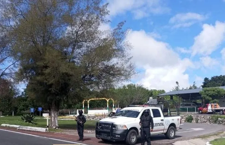 Redoblan la vigilancia en carreteras por periodo vacacional en Guerrero