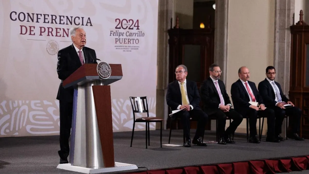 Rescate de la CFE, gracias a "la fortaleza política e ideológica” de AMLO, dice Bartlett