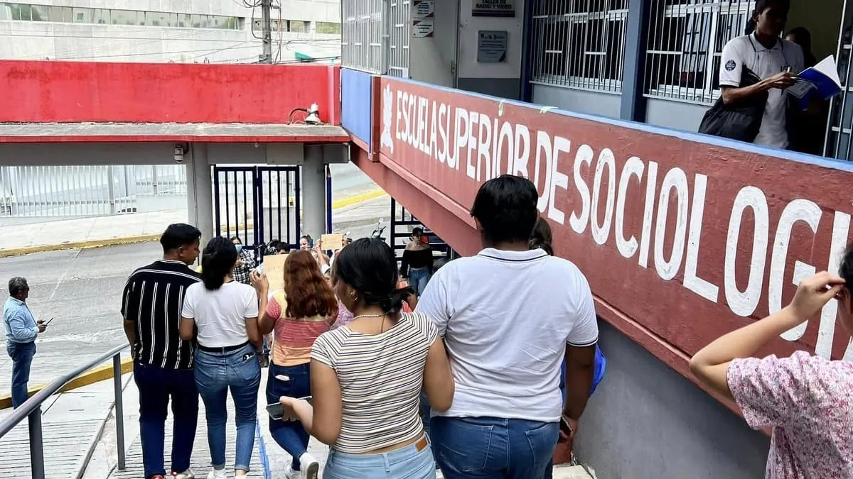 Hay espacios en 40 carreras de la Autónoma de Guerrero