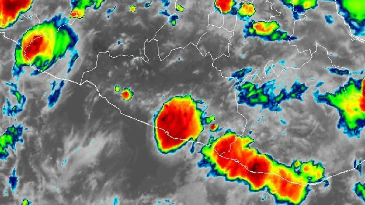 Alerta en Guerrero por lluvias intensas por Onda Tropical 14
