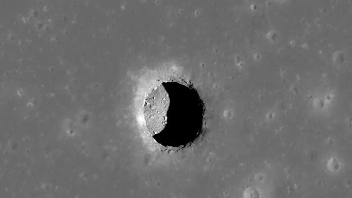 Esto es lo que se sabe de los misteriosos túneles que han aparecido en la luna