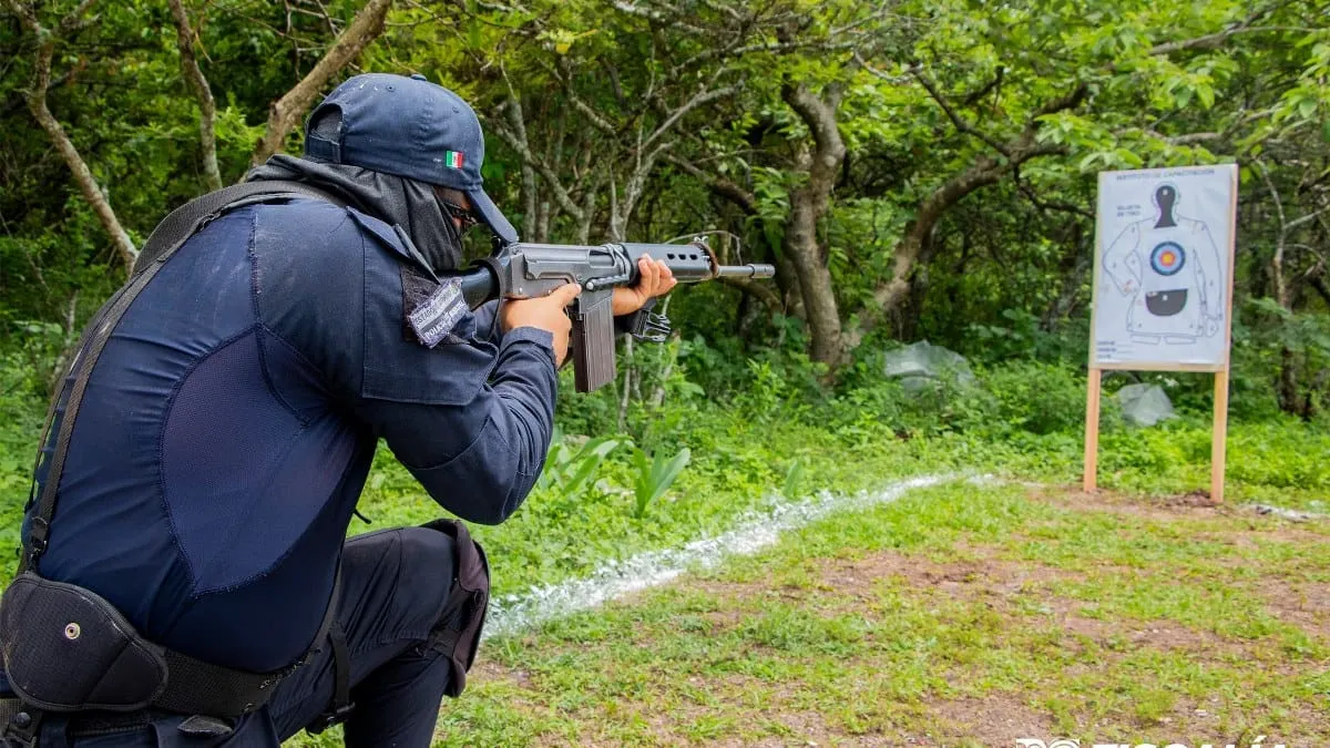 Capacita Fiscalía de Guerrero en tiro a la policía de Tixtla