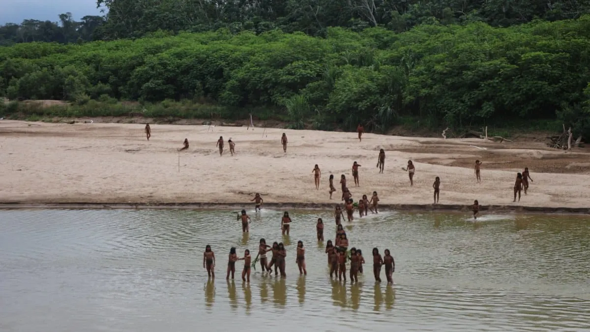 Revelan imágenes de Mashco Piro, tribu aislada de la Amazonía peruana