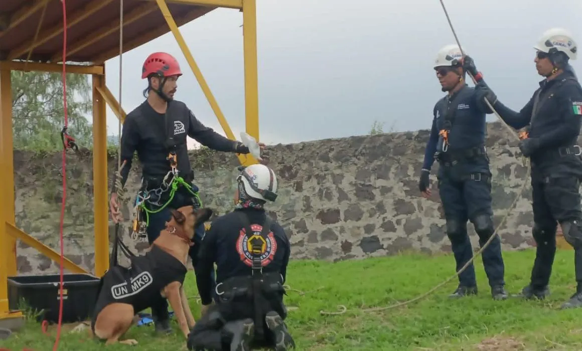 Buscan certificación internacional de la unidad canina de la SSP Guerrero