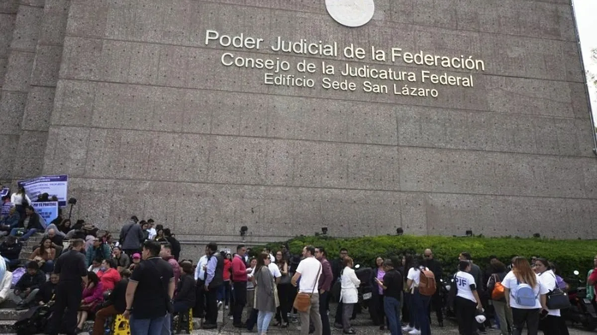 '¡Reforma Judicial, capricho presidencial!', protestan en el Consejo de la Judicatura Federal contra reforma de AMLO