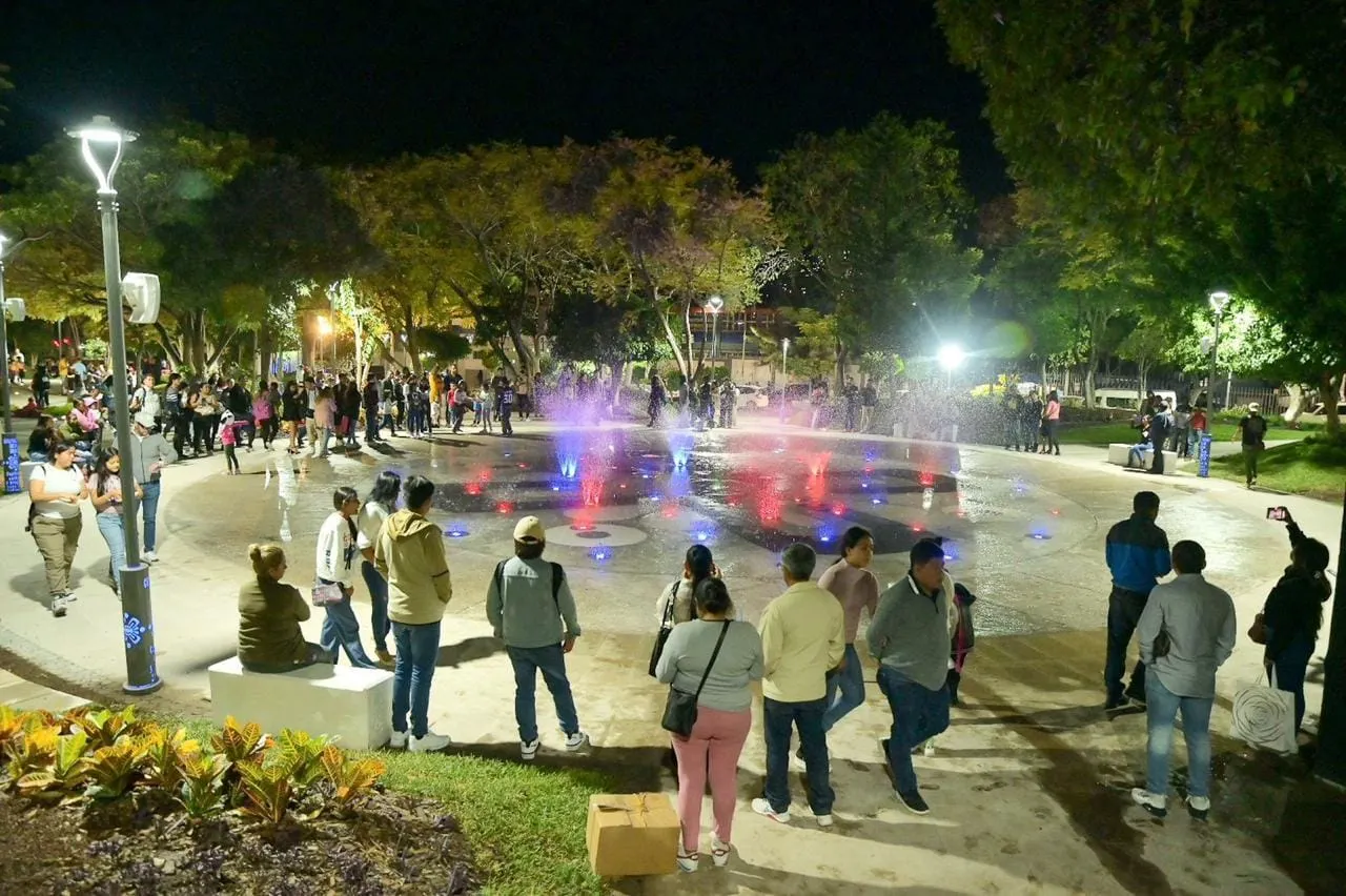 Cierran por mantenimiento la fuente danzarina de la alameda en Chilpancingo