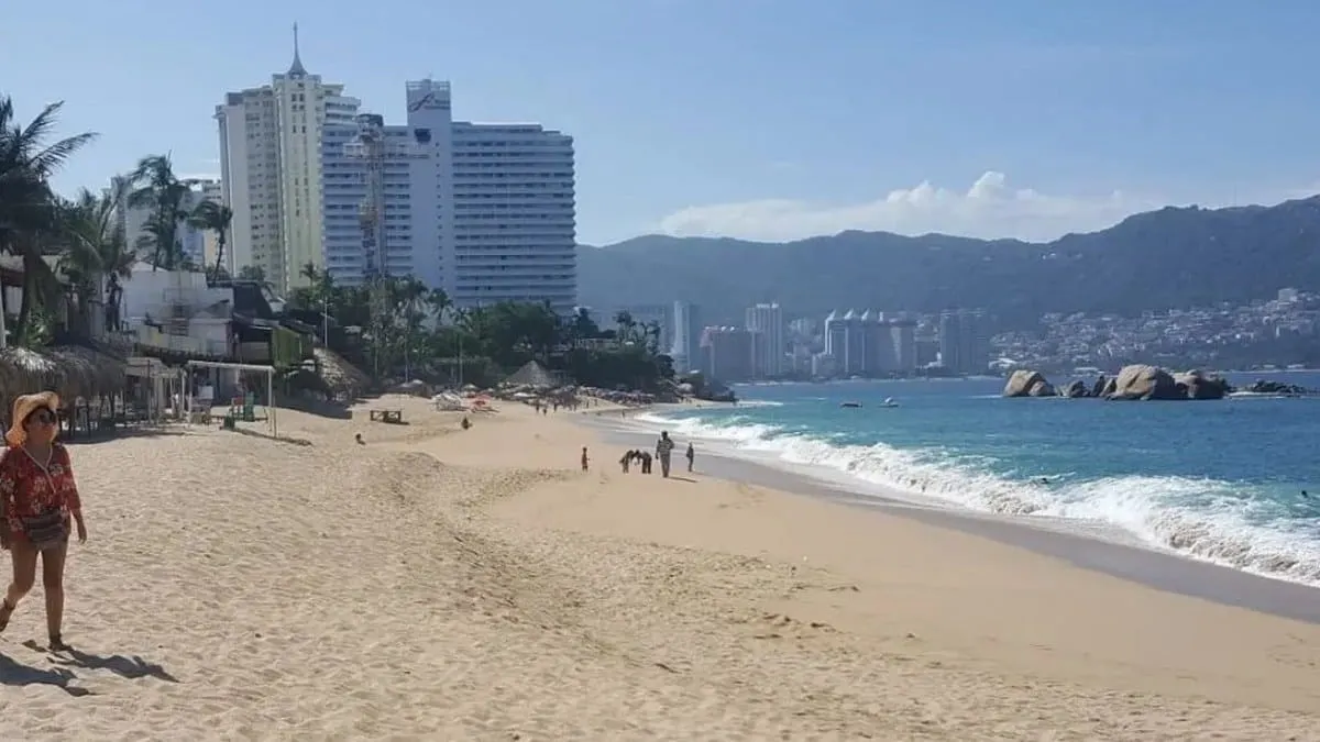 A 9 meses de Otis, reabren en Acapulco el 80% de los hoteles