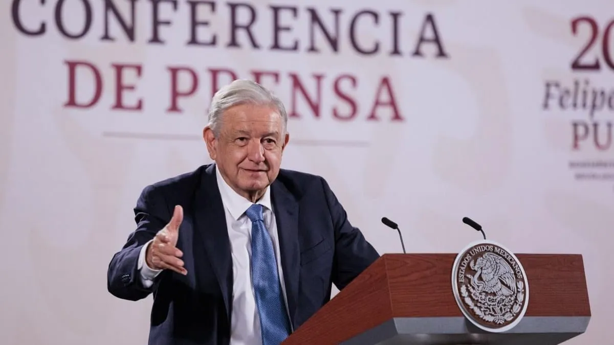 AMLO reitera ataque a calificadoras por reforma judicial: "no dijeron nada cuando saquearon a México", dice