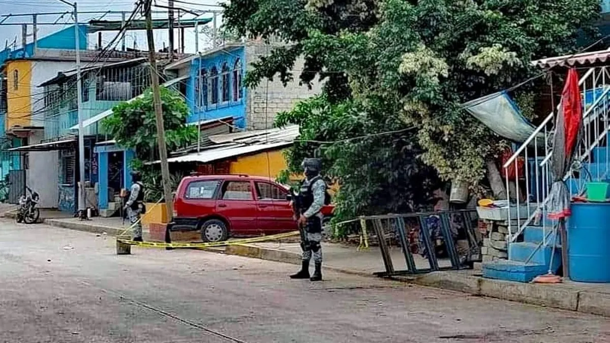 Hieren a balazos a un mujer en una miscelánea de La Venta de Acapulco
