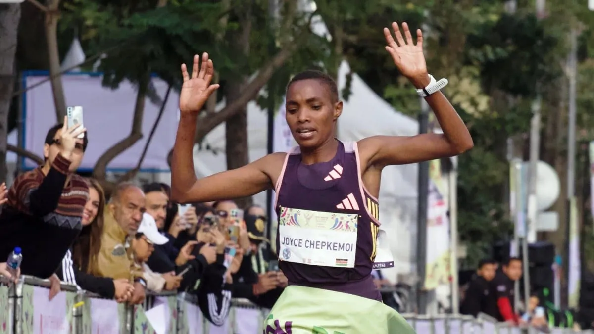 Maratón de la Ciudad de México lo gana equipo de kenianos: Francy Chemutai y Edwin Kiprop