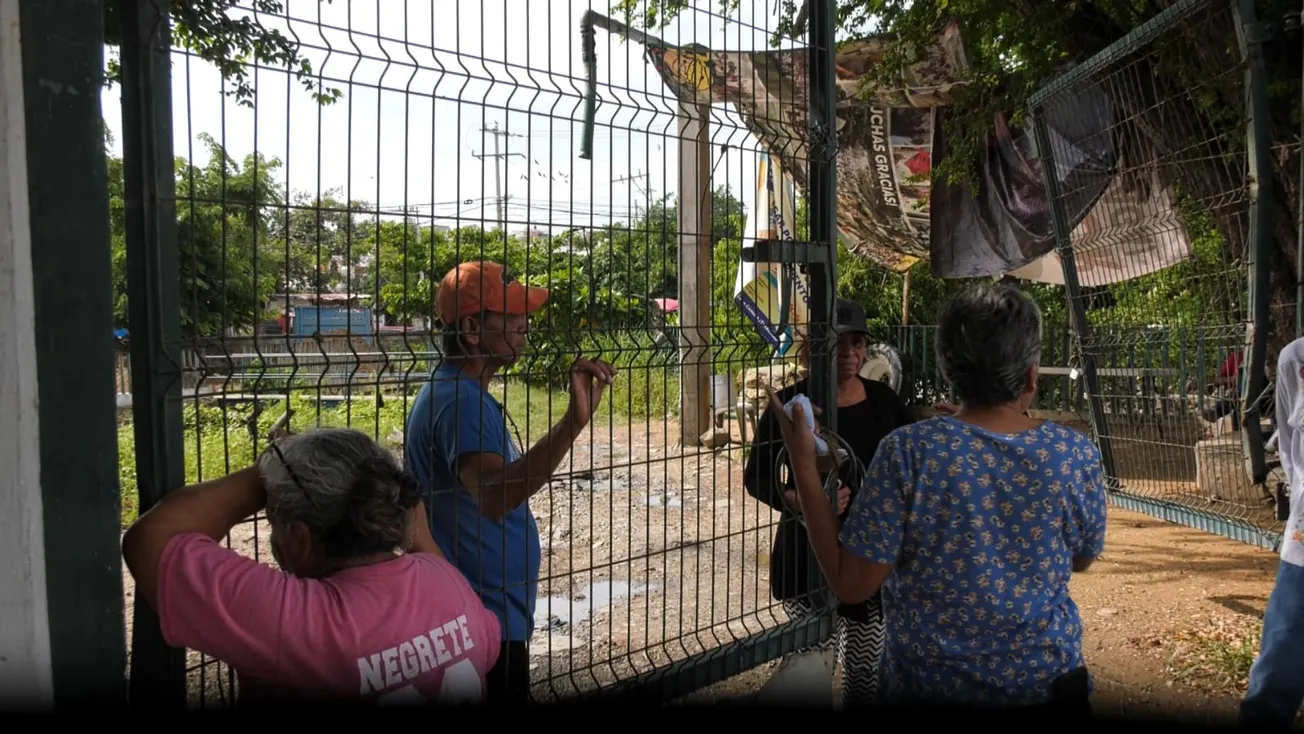 Toman instalaciones de la Capama para exigir agua potable