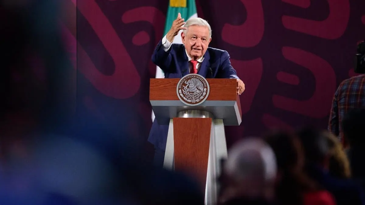 AMLO dice que ministros hacen el ridículo por sumarse al paro en el Poder Judicial y con goce de sueldos
