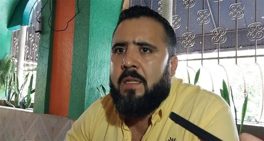 Renuncia Alberto Catalán a la dirigencia del PRD en Guerrero