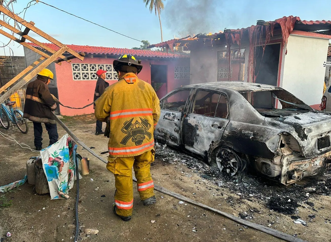 Ataque a familia deja cinco muertos y dos heridos en Tres Palos en Acapulco