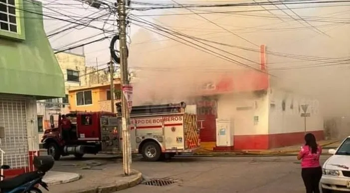 Queman tienda de abarrotes en la capital de Tabasco, violencia imparable