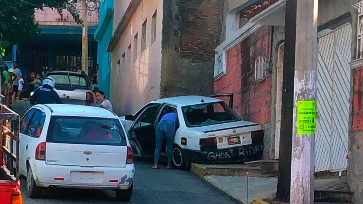 Ataque contra taxi colectivo deja cuatro heridos en La Mira de Acapulco