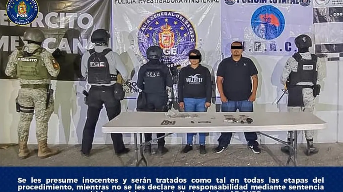 Arrestan a hombre y mujer con 
armas, droga y vehículos en Buenavista de Cuéllar