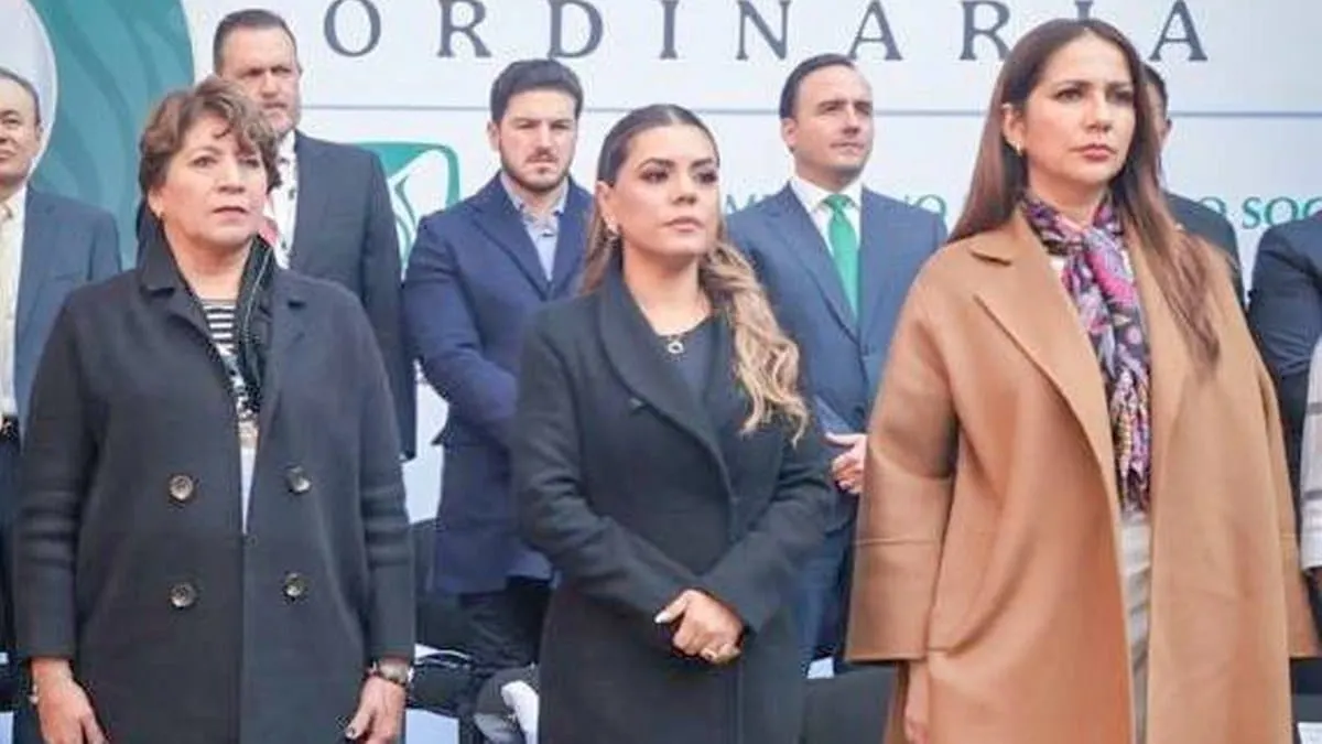 Evelyn Salgado acude a Asamblea del IMSS y respalda fortalecimiento del sistema de salud