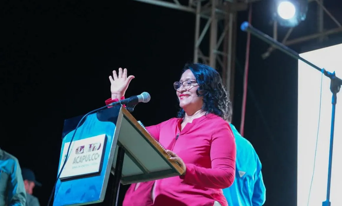"Acapulco tiene prendida la luz de la esperanza", asegura Abelina