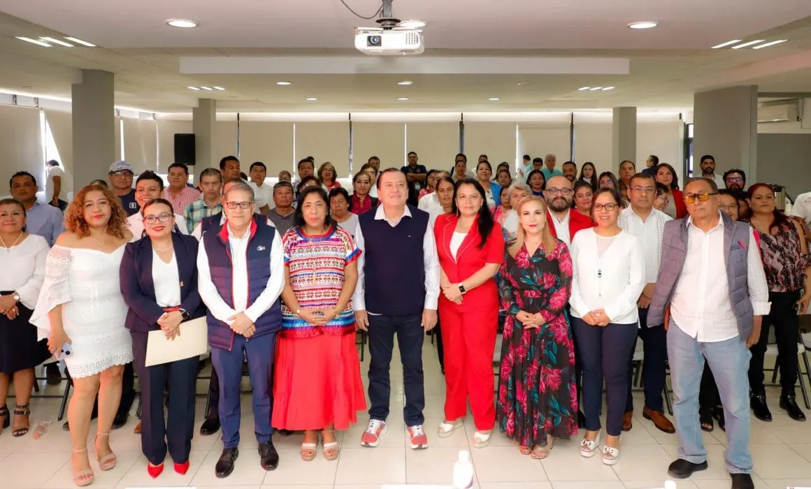 Entrega la UAGro dictámenes para preparaciones académicas