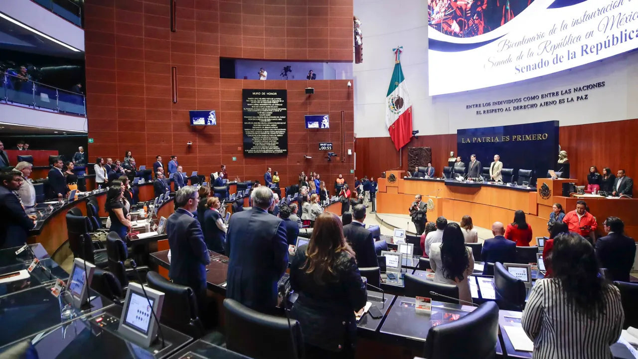 Senado aprueba creación de tribunales disciplinarios y medidas de austeridad judicial