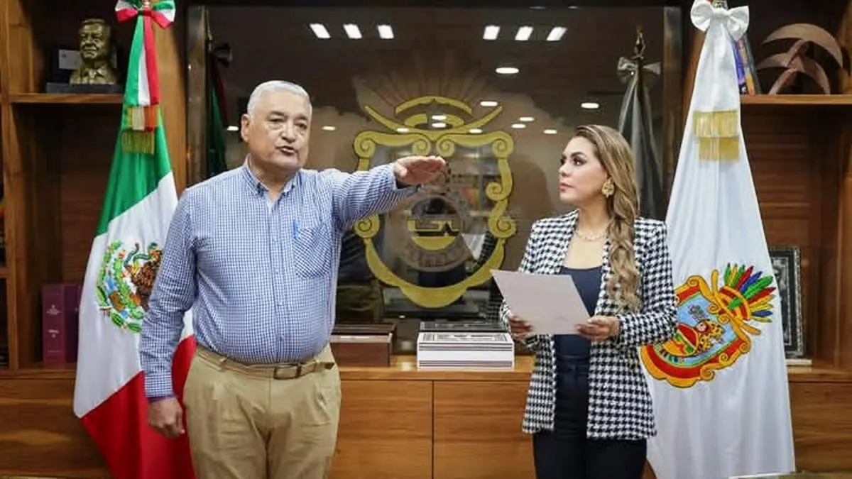 Cambios en la SEG; se va Marcial Rodríguez; gobernadora toma protesta a Ricardo Castillo como nuevo titular
