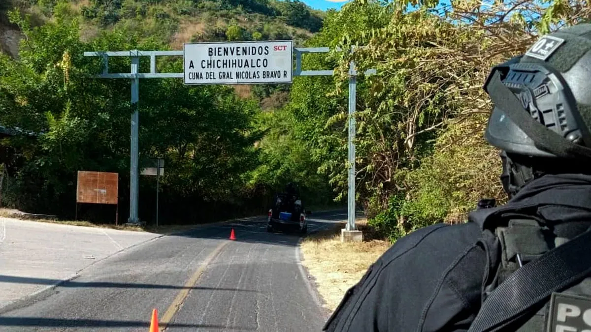 Caen 'El Conejo' y 'La Barbie' en Chichihualco, junto con otros 10 generadores de violencia
