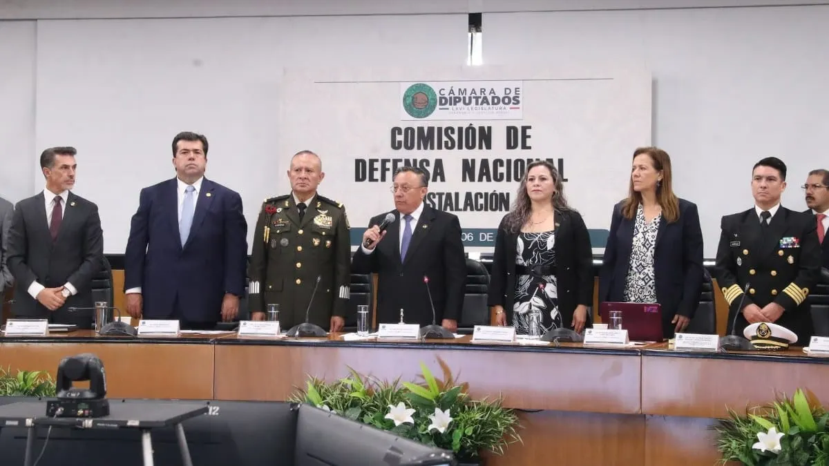 Comisión de Defensa Nacional aprueba dictamen para incentivar la permanencia de médicos militares