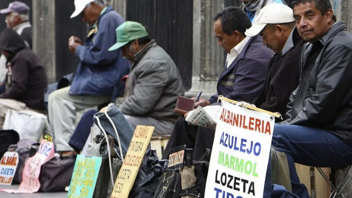 México: mercado laboral inestable, el empleo informal el que más crece